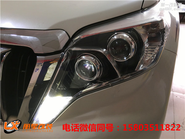 太原丰田霸道车灯改装4个全新进口海拉五套装