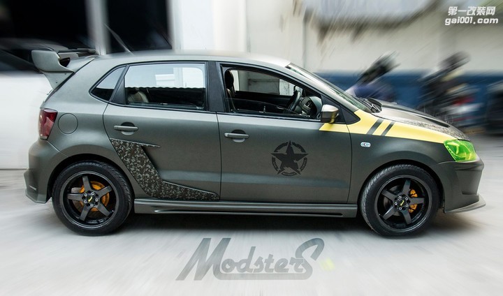 vw-polo-tuning-combines-fake-carbon-with-drum-brakes-and-four-exhausts_2.jpg