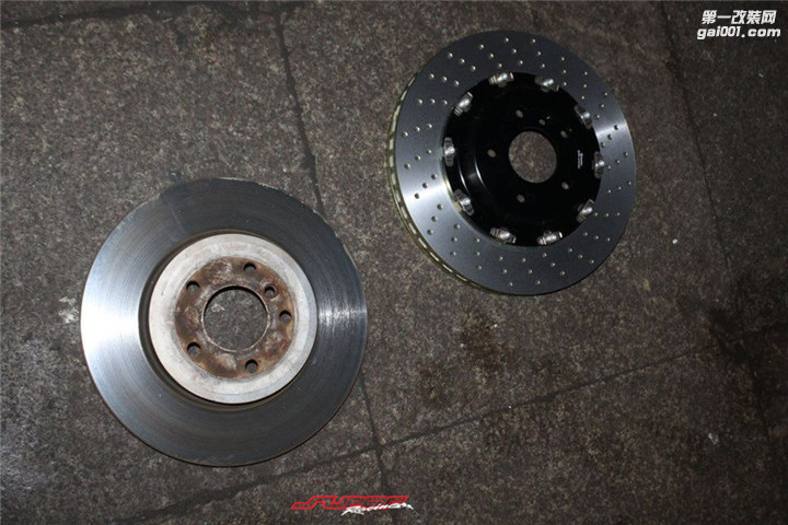 成都 宝马535前面BREMBO GT6 后面原装尾刹车碟 改装升级案例...