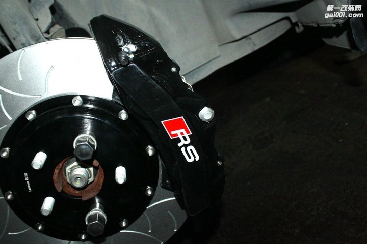 发现神行前面RS6刹车后面加大盘套装14.jpg
