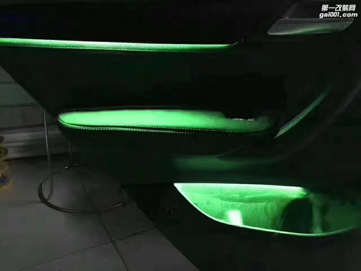 深圳宝马X3改装八色氛围灯内饰灯气氛灯