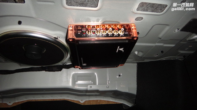西安车神 雷诺纬度汽车音响改装MBQ备胎低音 SW-152