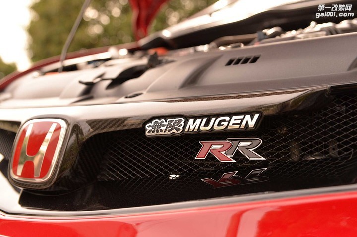 lowered-2-perfection-crew-2007-civic-mugen-rr-grill.jpg