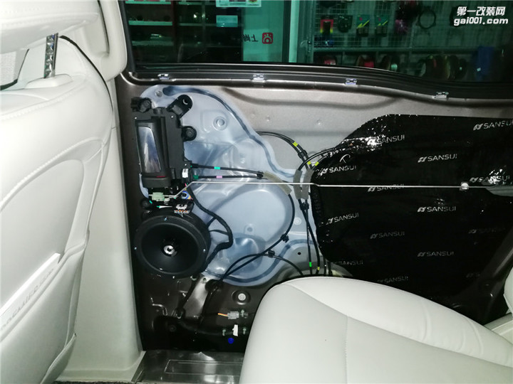 西安上尚别克GL8汽车音响改装 全车隔音降噪升级