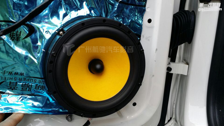广州大众朗行改装F1600汽车音响 广州航驰汽车影音
