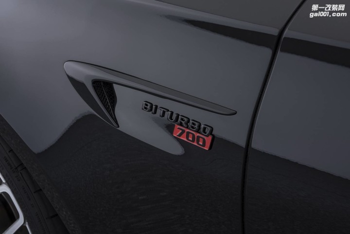 Brabus-700-E63-AMG-21.jpg