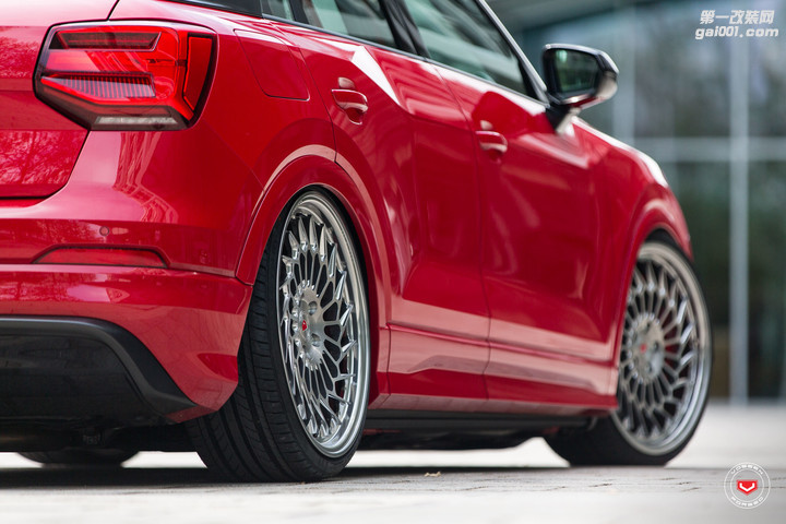 audi-q2-gets-custom-vossen-wheels-and-red-roll-cage_25.jpg