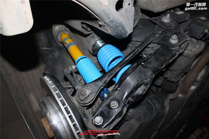 成都 宝马328 bilstein B16避震升级安装案例欣赏