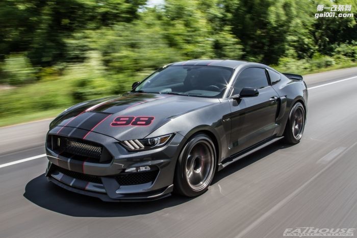 twin-turbo-shelby-gt350-mustang-brutalizes-its-rear-tires_7.jpg
