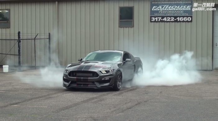 twin-turbo-shelby-gt350-mustang-brutalizes-its-rear-tires-119083_1.jpg
