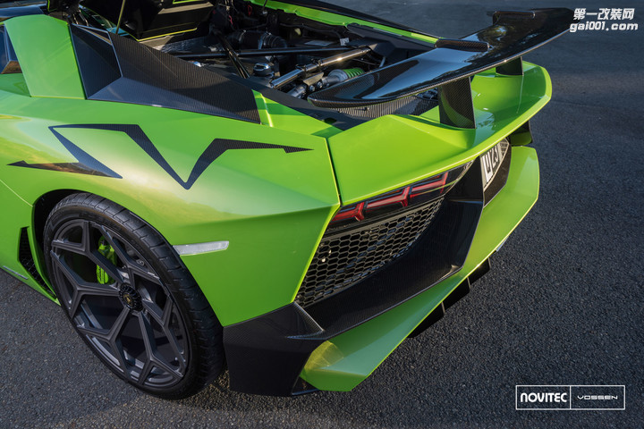 novitec-torado-reveals-aventador-sv-roadster-with-vossen-wheels_18.jpg