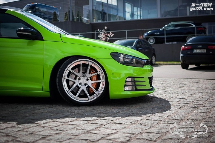 yellow-and-green-eos-twins-have-scirocco-kits-and-v6-engines_6.jpg