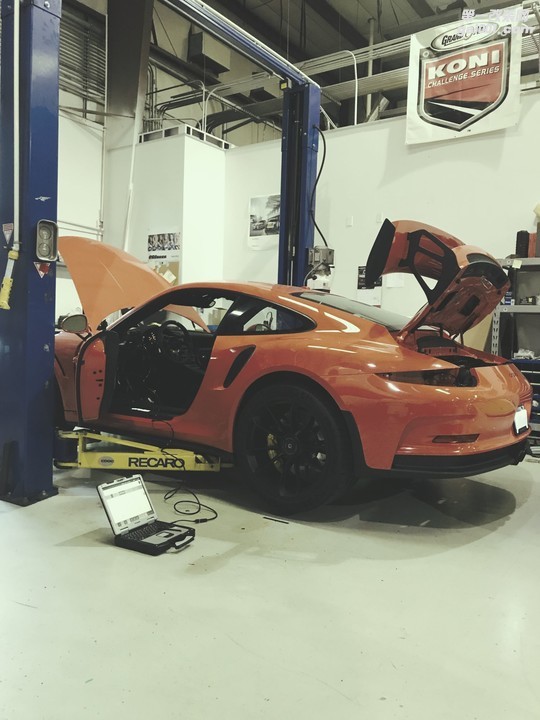 porsche-911-gt3-rs-owner-swaps-pdk-with-911-r-manual-gearbox-in-insane-build_3.jpg