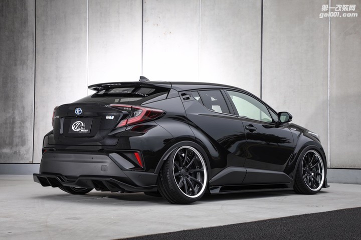 toyota-c-hr-tuned-by-kuhl-racing-one-extensively-modified-crossover_3.jpg