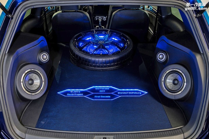 volkswagen-gti-first-decade-hybrid-concept-speakers.jpg