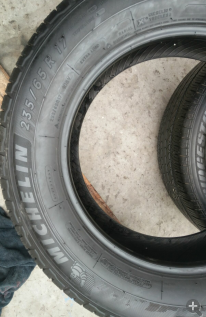 出售米其林235/65R17