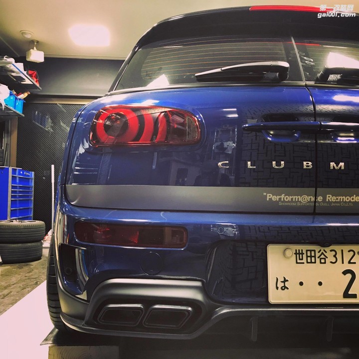 mini-clubman-gets-amg-exhaust-and-body-kit-in-japanese-tuning-project_9.jpg