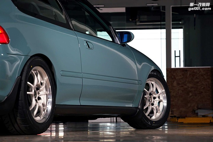 1994-honda-civic-si-mugen-mf10l-wheels (1).jpg