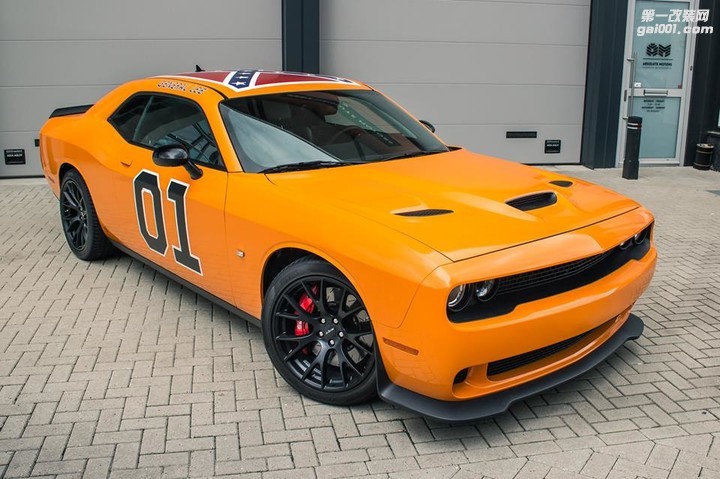 general-lee-dodge-challenger-hellcat-has-fitting-air-horn-in-the-netherlands_5.jpg