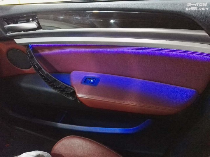 深圳老款宝马X6改装八色氛围灯内饰灯