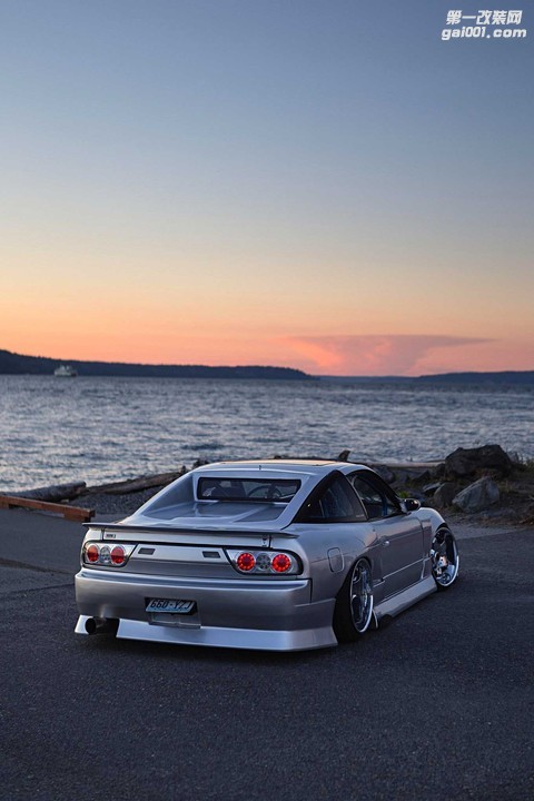 1989-nissan-240sx-bn-sports-type-iv-rear-bumper.jpg