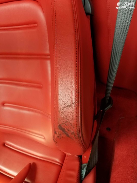 f430nappa座椅修复前（2）.jpg