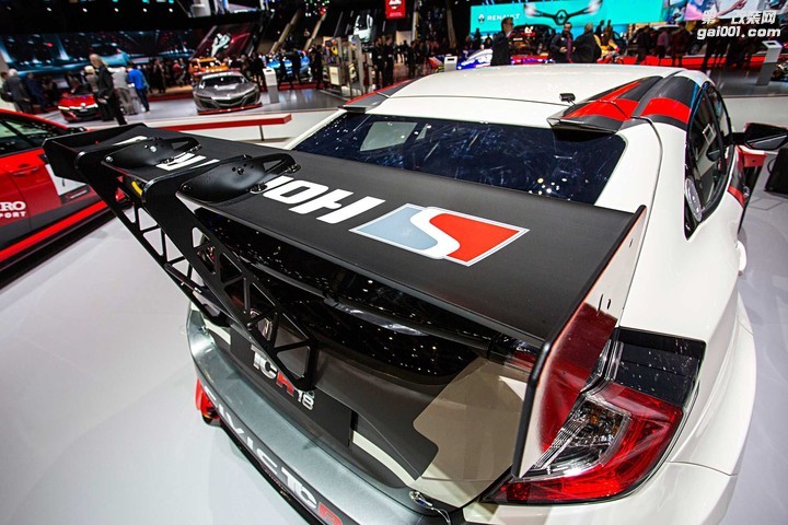 jas-motorsports-civic-rear-wing.jpg