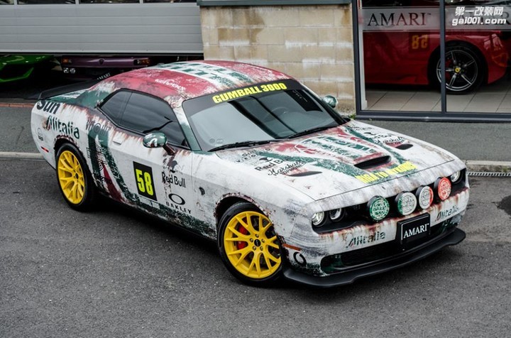 alitalia-dodge-challenger-hellcat-is-a-misguided-lancia-stratos-rally-car-wrap_7.jpg