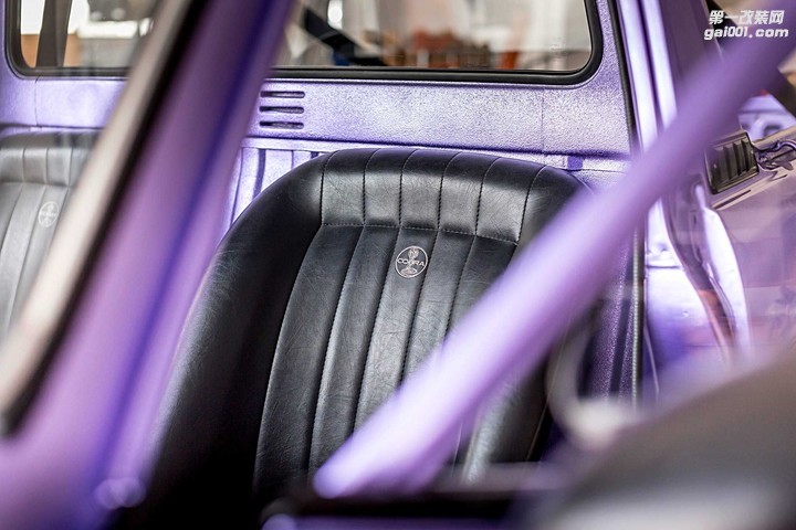 1990-nissan-sunny-cobra-seat.jpg