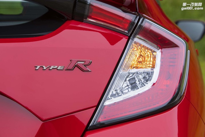 2017-honda-civic-type-r-rear-taillights.jpg