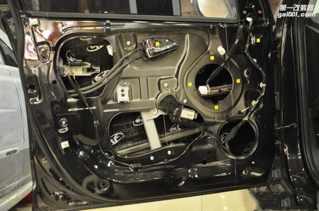 自贡现代ix35汽车音响改装升级摩雷喇叭