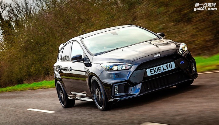 mountune-m400-upgrade-turns-ford-focus-rs-into-an-uber-hatchback_4.jpg