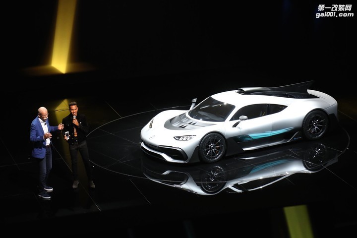 mercedes-amg-project-one-front-three-quarter-01.jpg