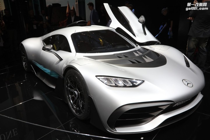mercedes-amg-project-one-front-three-quarter-04.jpg