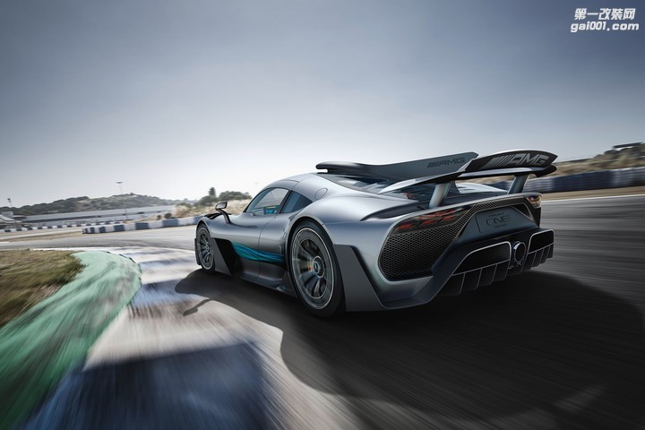 mercedes-amg-project-one-rear-three-quarter-in-motion-01.jpg