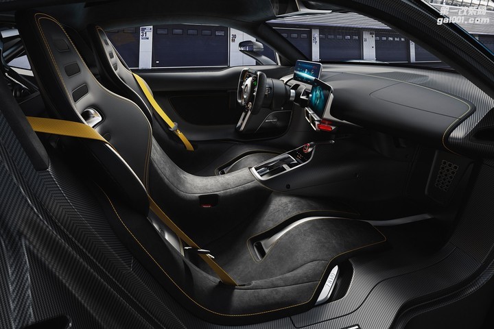 mercedes-amg-project-one-seats.jpg