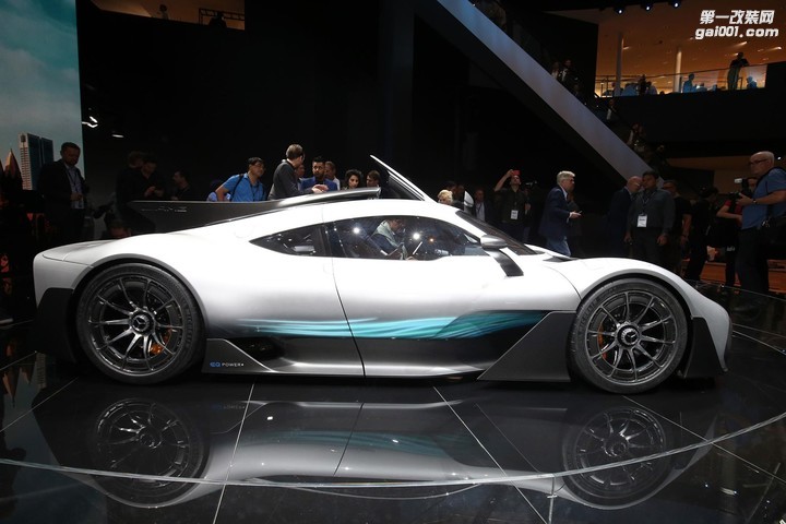 mercedes-amg-project-one-side-profile-01.jpg