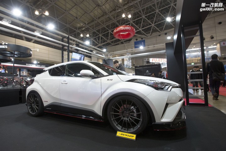 blitz-toyota-chr-profile.jpg