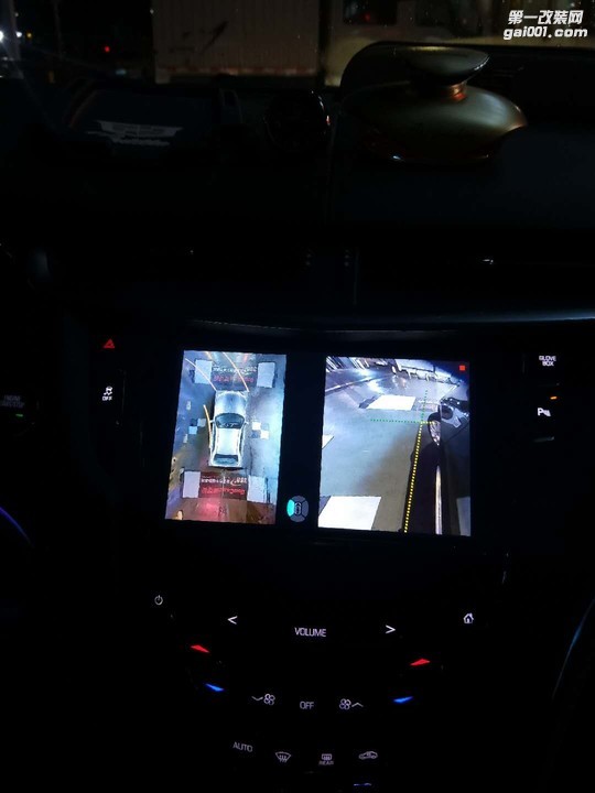 凯迪拉克XTS改装高清360度全景行车记录仪 氛围灯 把手灯