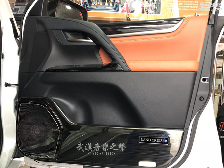 雷克萨斯LX570汽车音响改装德国彩虹专业系列三分频武汉音...