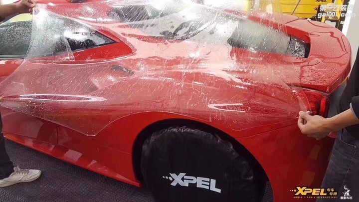 石家庄法拉利488装贴XPEL隐形车衣，漆面光亮如新