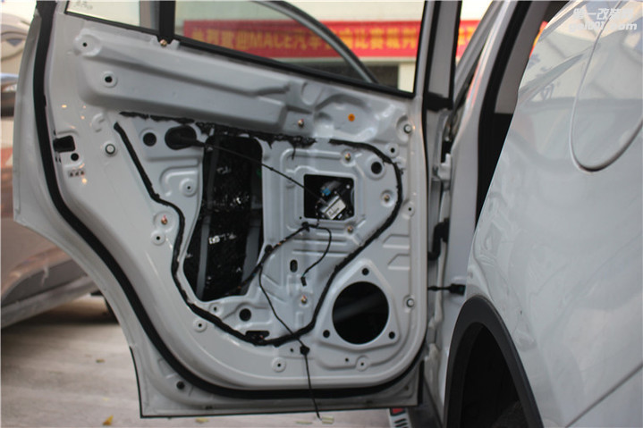 温州汽车音响改装众泰大迈X5音响改装优化升级雷贝琴