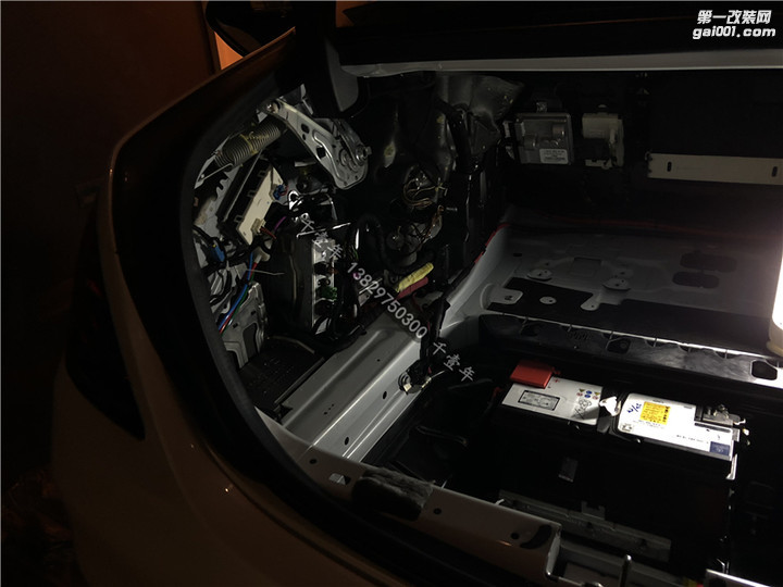 雅加达上门安装、奔驰S级—老款改装新款几何多光束LED车灯