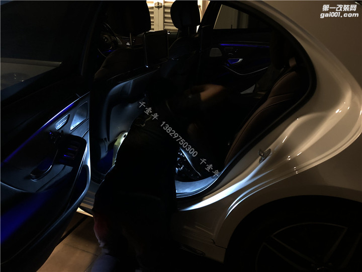 雅加达上门安装、奔驰S级—老款改装新款几何多光束LED车灯