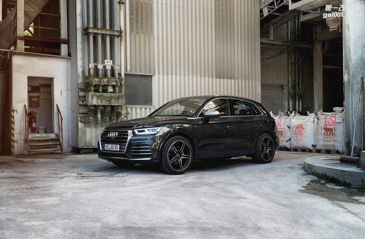 audi-sq5-and-s5-cabriolet-tuned-by-abt-make-425-hp_4.jpg