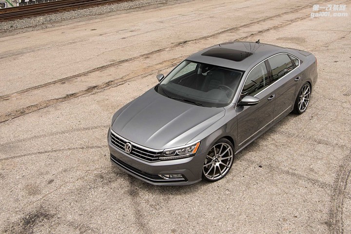 2016-vw-passat-v6-sel-premium-driver-side-front-view (2).jpg