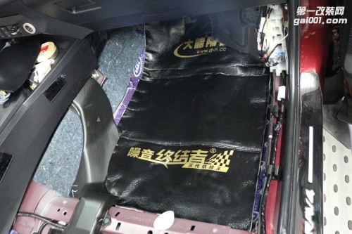 丰田RAV4隔音降噪广州车元素汽车音响改装店