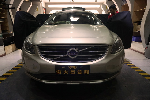 1 改装车型——沃尔沃XC60.JPG