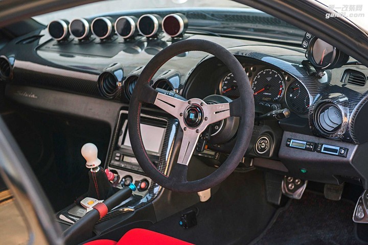 1998-nissan-silvia-spec-s-nardi-steering-wheel.jpg