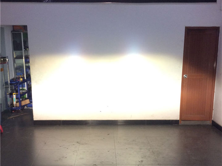 广州车灯改装店 奔腾X80车灯改装海拉五双光透镜氙气大灯
